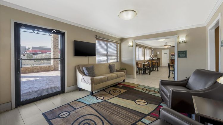 Best Western Caprock Inn Lobby