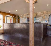 Best Western Sunday House Inn Lobby