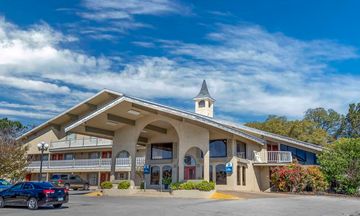 Best Western Sunday House Inn