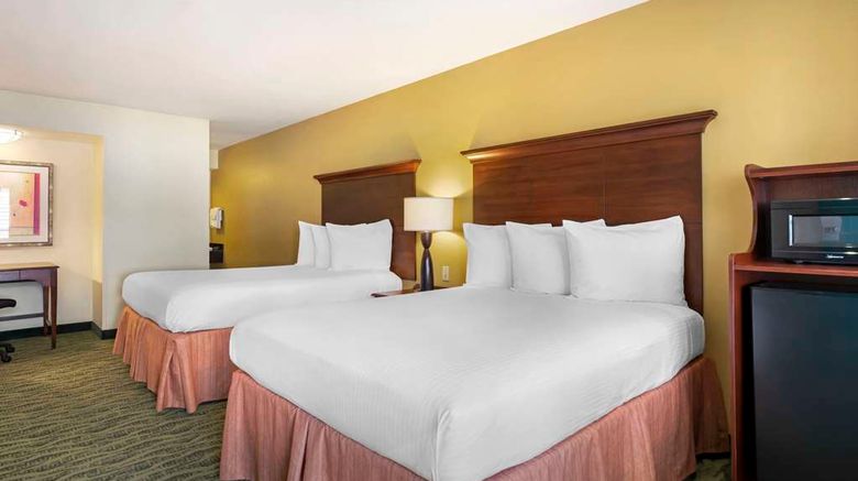 <b>Best Western McAllen Medical Center Room</b>. Images powered by <a href="https://iceportal.shijigroup.com/" title="IcePortal" target="_blank">IcePortal</a>.