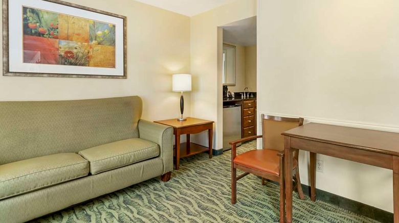 <b>Best Western McAllen Medical Center Suite</b>. Images powered by <a href="https://iceportal.shijigroup.com/" title="IcePortal" target="_blank">IcePortal</a>.