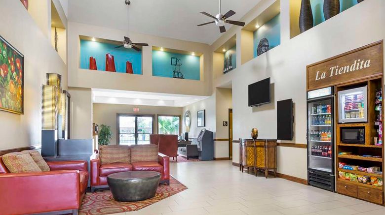 <b>Best Western McAllen Medical Center Lobby</b>. Images powered by <a href="https://iceportal.shijigroup.com/" title="IcePortal" target="_blank">IcePortal</a>.
