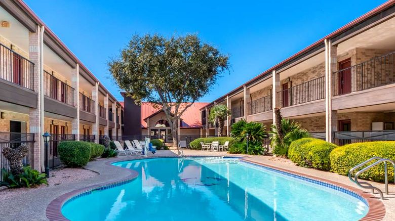 <b>SureStay Plus San Antonio Fiesta Inn Pool</b>. Images powered by <a href="https://iceportal.shijigroup.com/" title="IcePortal" target="_blank">IcePortal</a>.