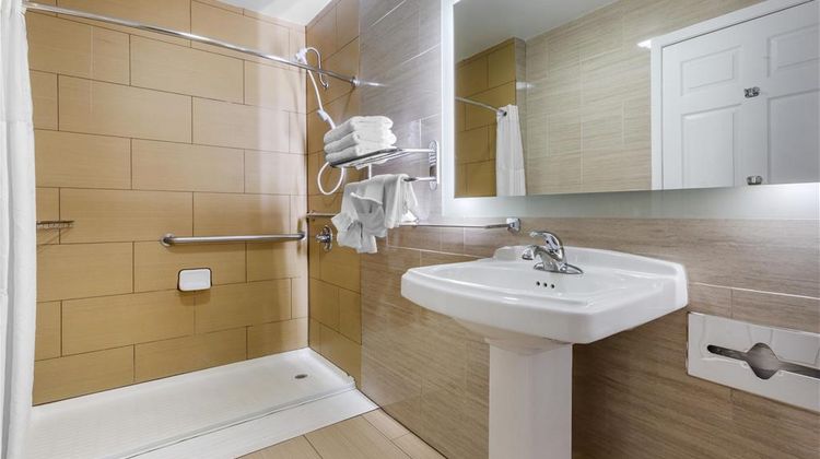 Best Western Brady Inn Room
