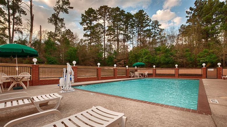 <b>Best Western Inn of Nacogdoches Pool</b>. Images powered by <a href="https://iceportal.shijigroup.com/" title="IcePortal" target="_blank">IcePortal</a>.