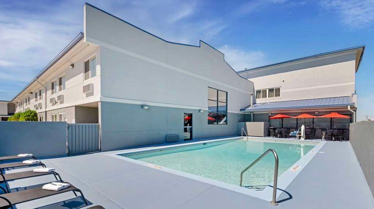 Best Western Santa Fe Pool