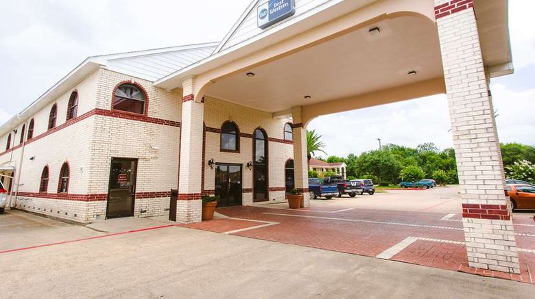 <b>Best Western Pearland Inn Exterior</b>. Images powered by <a href="https://iceportal.shijigroup.com/" title="IcePortal" target="_blank">IcePortal</a>.