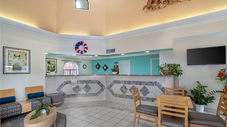 Best Western Pearland Inn Lobby