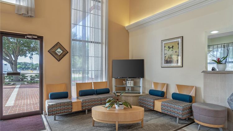 Best Western Pearland Inn Lobby
