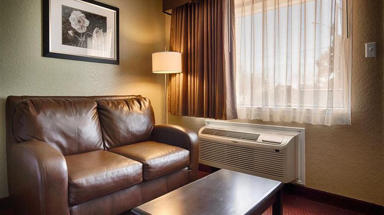 <b>SureStay Hotel Floresville Room</b>. Images powered by <a href="https://iceportal.shijigroup.com/" title="IcePortal" target="_blank">IcePortal</a>.