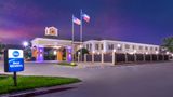<b>Best Western Inn & Suites Exterior</b>. Images powered by <a href="https://iceportal.shijigroup.com/" title="IcePortal" target="_blank">IcePortal</a>.