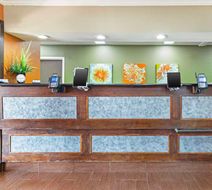 Best Western Inn & Suites Lobby