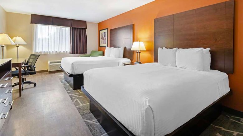 <b>Best Western Inn & Suites Room</b>. Images powered by <a href="https://iceportal.shijigroup.com/" title="IcePortal" target="_blank">IcePortal</a>.