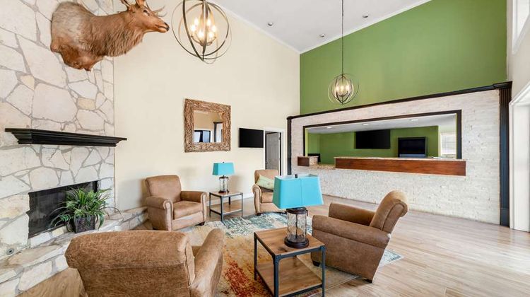 Best Western George West Executive Inn Lobby