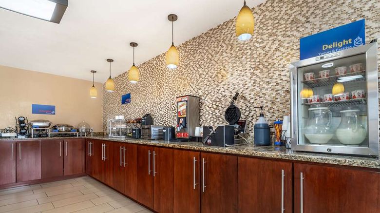 <b>Best Western on the Island Restaurant</b>. Images powered by <a href="https://iceportal.shijigroup.com/" title="IcePortal" target="_blank">IcePortal</a>.