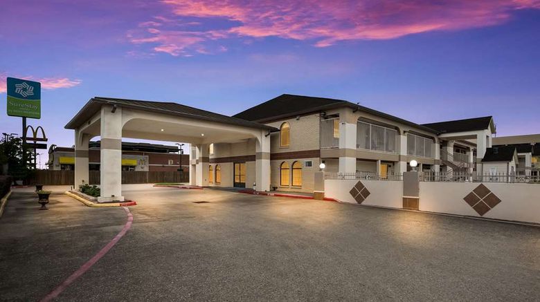SureStay Hotel by Best Western Deer Park Exterior. Images powered by <a href="https://iceportal.shijigroup.com" target="_blank" rel="noopener">Ice Portal</a>.
