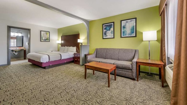 <b>SureStay Hotel by Best Western Deer Park Room</b>. Images powered by <a href="https://iceportal.shijigroup.com/" title="IcePortal" target="_blank">IcePortal</a>.