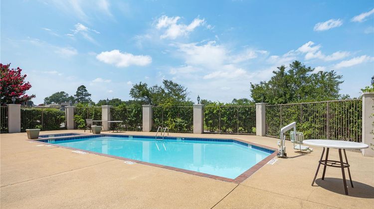 Best Western Plus Southpark Inn & Suites Pool