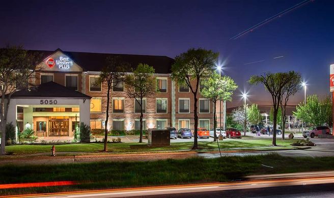 Best Western Plus DFW Airport Suites Exterior
