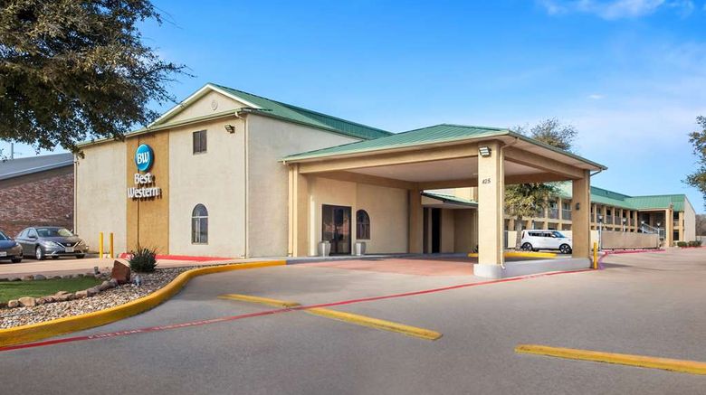 <b>Best Western Cedar Inn Exterior</b>. Images powered by <a href="https://iceportal.shijigroup.com/" title="IcePortal" target="_blank">IcePortal</a>.