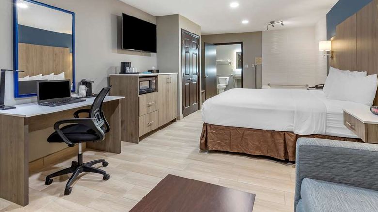 <b>Best Western Plus Edinburg Inn & Suites Room</b>. Images powered by <a href="https://iceportal.shijigroup.com/" title="IcePortal" target="_blank">IcePortal</a>.