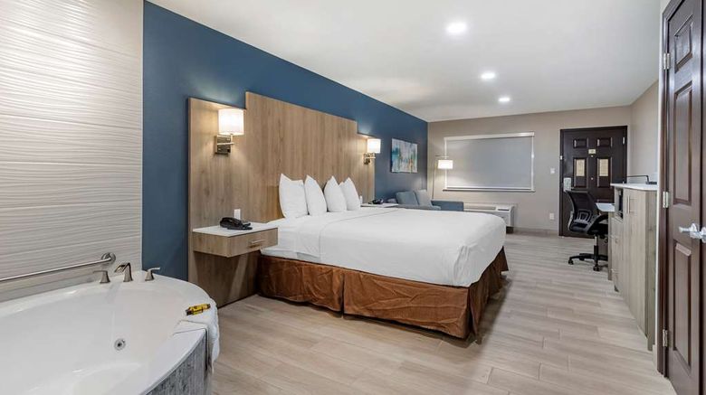 <b>Best Western Plus Edinburg Inn & Suites Room</b>. Images powered by <a href="https://iceportal.shijigroup.com/" title="IcePortal" target="_blank">IcePortal</a>.