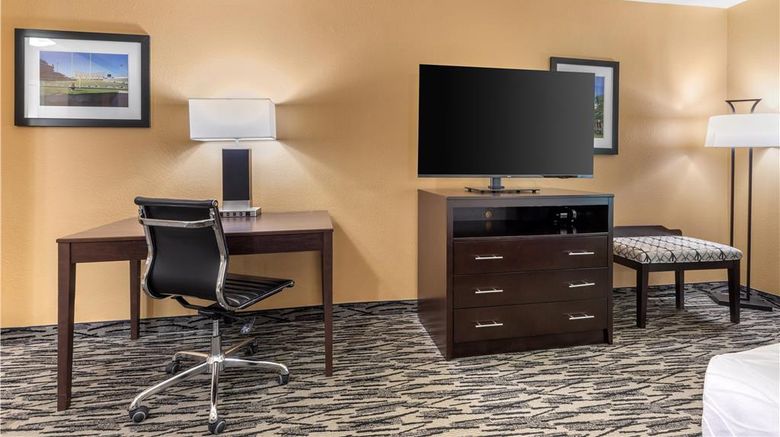 <b>Best Western Plus Denton Inn & Suites Room</b>. Images powered by <a href="https://iceportal.shijigroup.com/" title="IcePortal" target="_blank">IcePortal</a>.