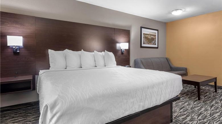 <b>Best Western Plus Denton Inn & Suites Room</b>. Images powered by <a href="https://iceportal.shijigroup.com/" title="IcePortal" target="_blank">IcePortal</a>.