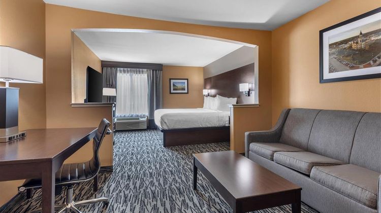 Best Western Plus Denton Inn & Suites Suite