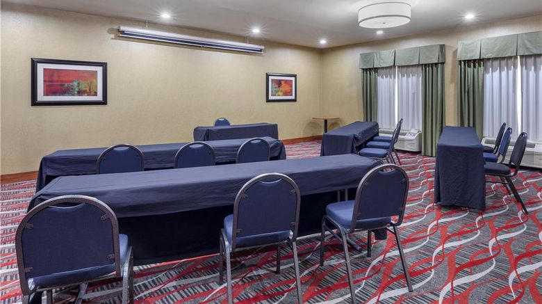 <b>Best Western Plus Denton Inn & Suites Meeting</b>. Images powered by <a href="https://iceportal.shijigroup.com/" title="IcePortal" target="_blank">IcePortal</a>.