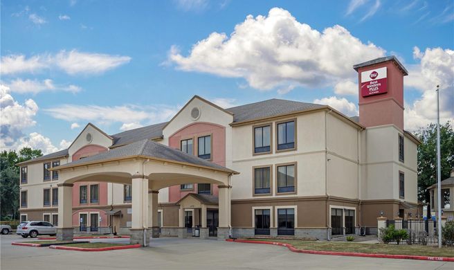 Best Western Plus North Houston Suites Exterior