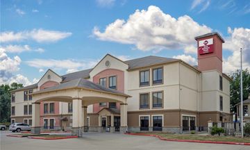 Best Western Plus North Houston Suites