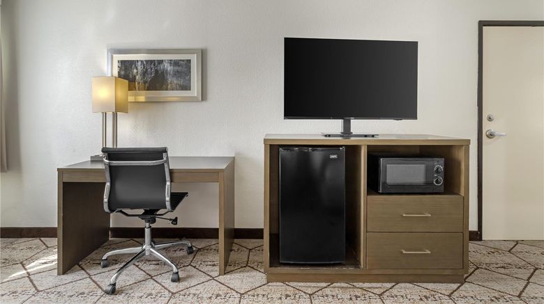 <b>Best Western Plus North Houston Suites Room</b>. Images powered by <a href="https://iceportal.shijigroup.com/" title="IcePortal" target="_blank">IcePortal</a>.