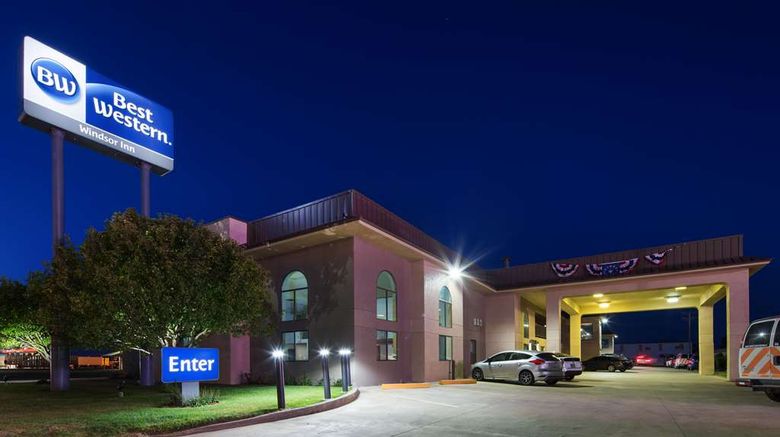 <b>Best Western Windsor Inn Exterior</b>. Images powered by <a href="https://iceportal.shijigroup.com/" title="IcePortal" target="_blank">IcePortal</a>.