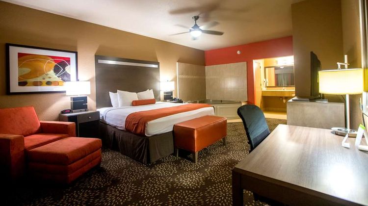 Best Western Executive Inn El Campo Room