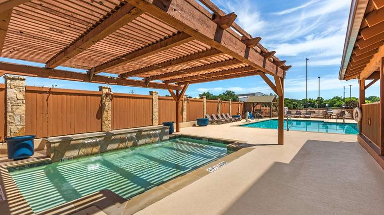 <b>Best Western Dinosaur Valley Inn & Suite Pool</b>. Images powered by <a href="https://iceportal.shijigroup.com/" title="IcePortal" target="_blank">IcePortal</a>.