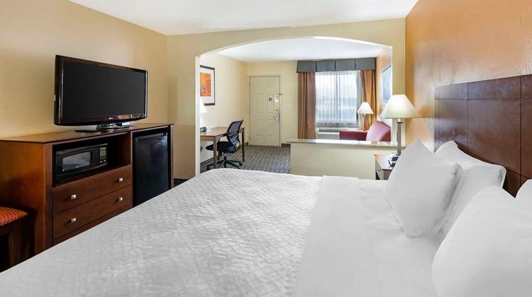 Best Western Snyder Inn Suite