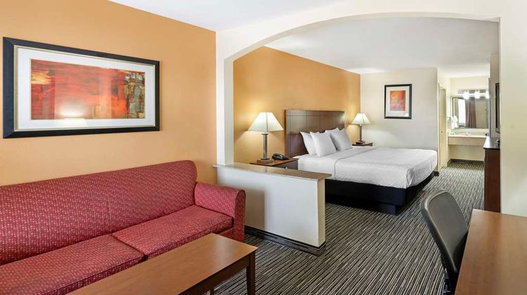 Best Western Snyder Inn Suite