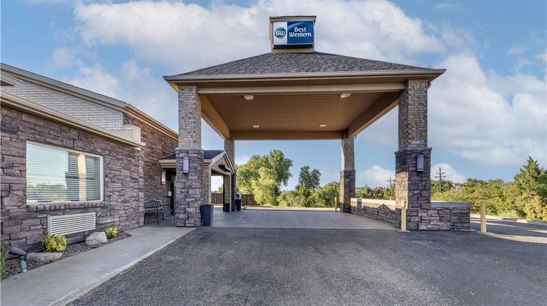 <b>Best Western Borger Inn Exterior</b>. Images powered by <a href="https://iceportal.shijigroup.com/" title="IcePortal" target="_blank">IcePortal</a>.