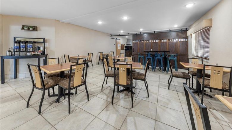 <b>Best Western Borger Inn Restaurant</b>. Images powered by <a href="https://iceportal.shijigroup.com/" title="IcePortal" target="_blank">IcePortal</a>.