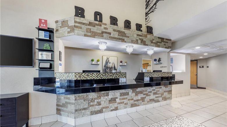 <b>Best Western Borger Inn Lobby</b>. Images powered by <a href="https://iceportal.shijigroup.com/" title="IcePortal" target="_blank">IcePortal</a>.