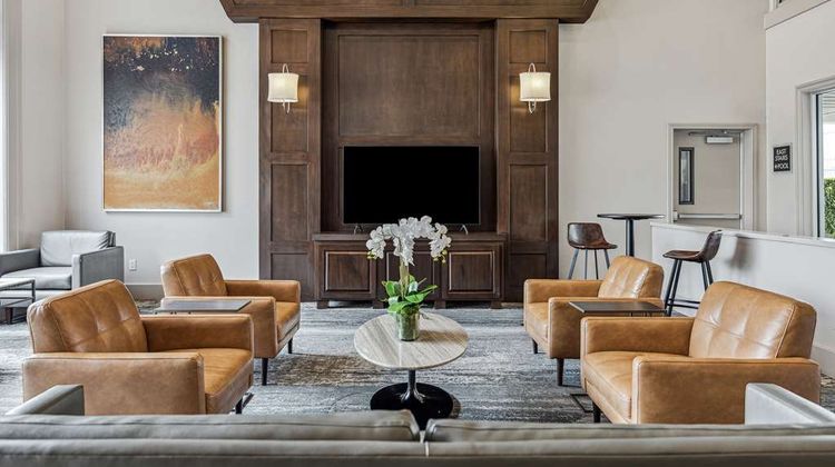 Best Western Plus Downtown Inn & Suites Lobby