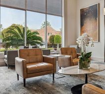 Best Western Plus Downtown Inn & Suites Lobby