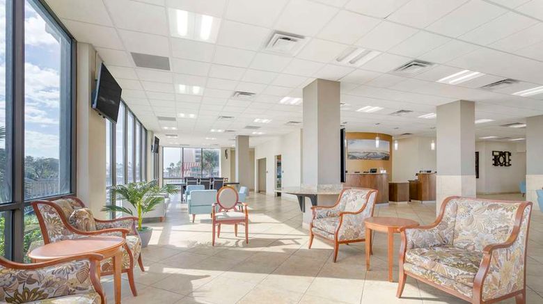 <b>Best Western Corpus Christi Lobby</b>. Images powered by <a href="https://iceportal.shijigroup.com/" title="IcePortal" target="_blank">IcePortal</a>.