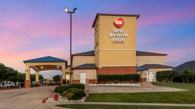 Best Western Plus Lake Worth Inn & Suite Exterior