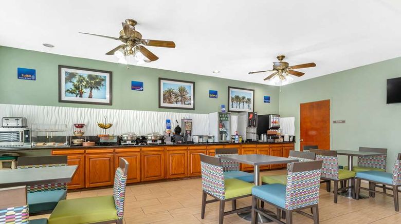 <b>Best Western Port Lavaca Inn Restaurant</b>. Images powered by <a href="https://iceportal.shijigroup.com/" title="IcePortal" target="_blank">IcePortal</a>.