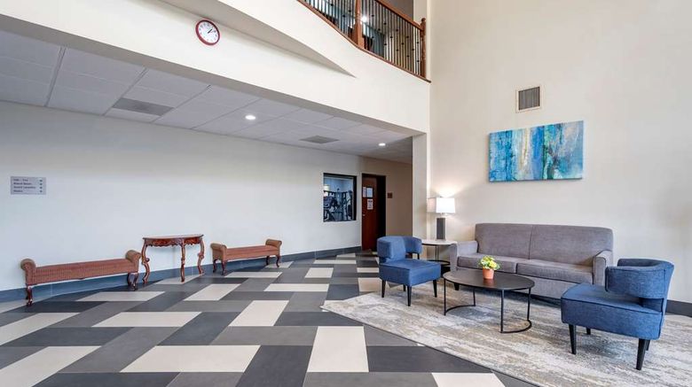 <b>Best Western Plus McKinney Inn & Suites Lobby</b>. Images powered by <a href="https://iceportal.shijigroup.com/" title="IcePortal" target="_blank">IcePortal</a>.