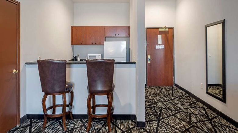<b>Best Western Plus McKinney Inn & Suites Suite</b>. Images powered by <a href="https://iceportal.shijigroup.com/" title="IcePortal" target="_blank">IcePortal</a>.