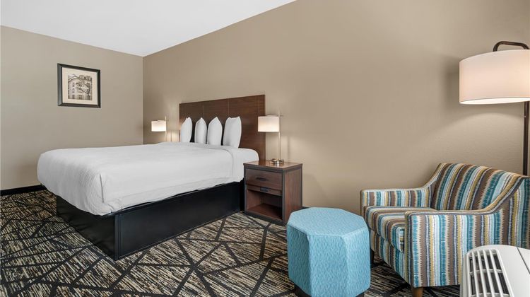 Best Western Plus McKinney Inn & Suites Room