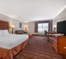 Best Western Club House Inn & Suites Room